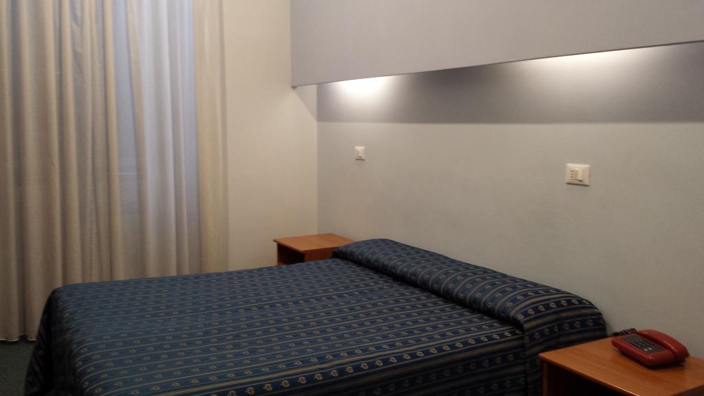 Hotel Stella Рим Екстер'єр фото