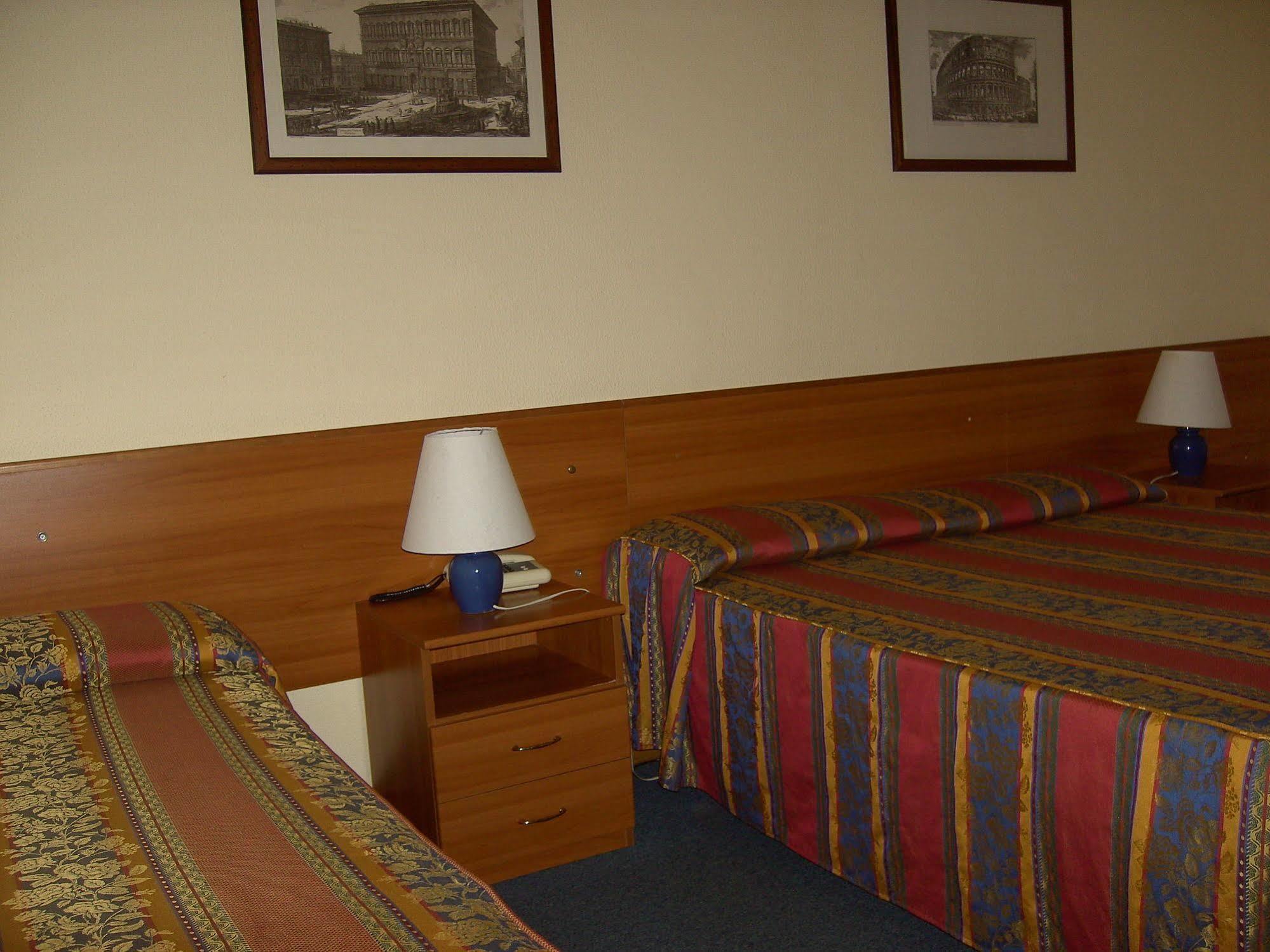Hotel Stella Рим Екстер'єр фото