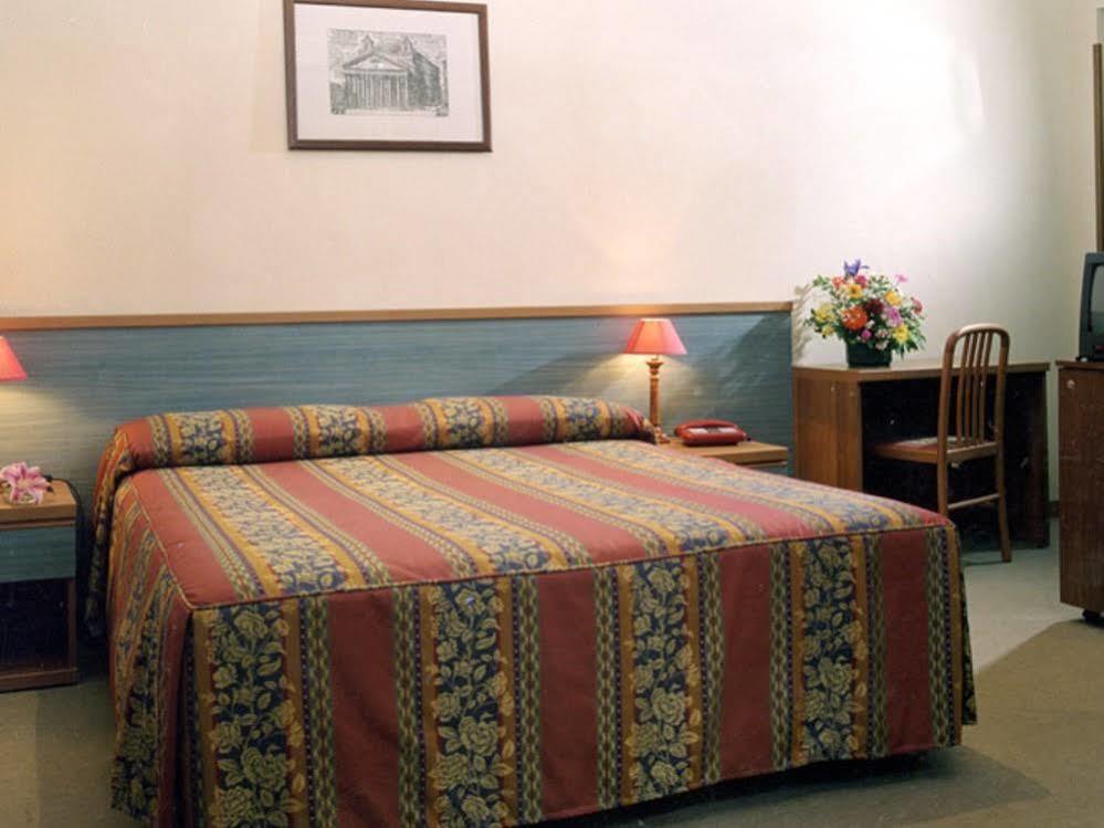 Hotel Stella Рим Екстер'єр фото