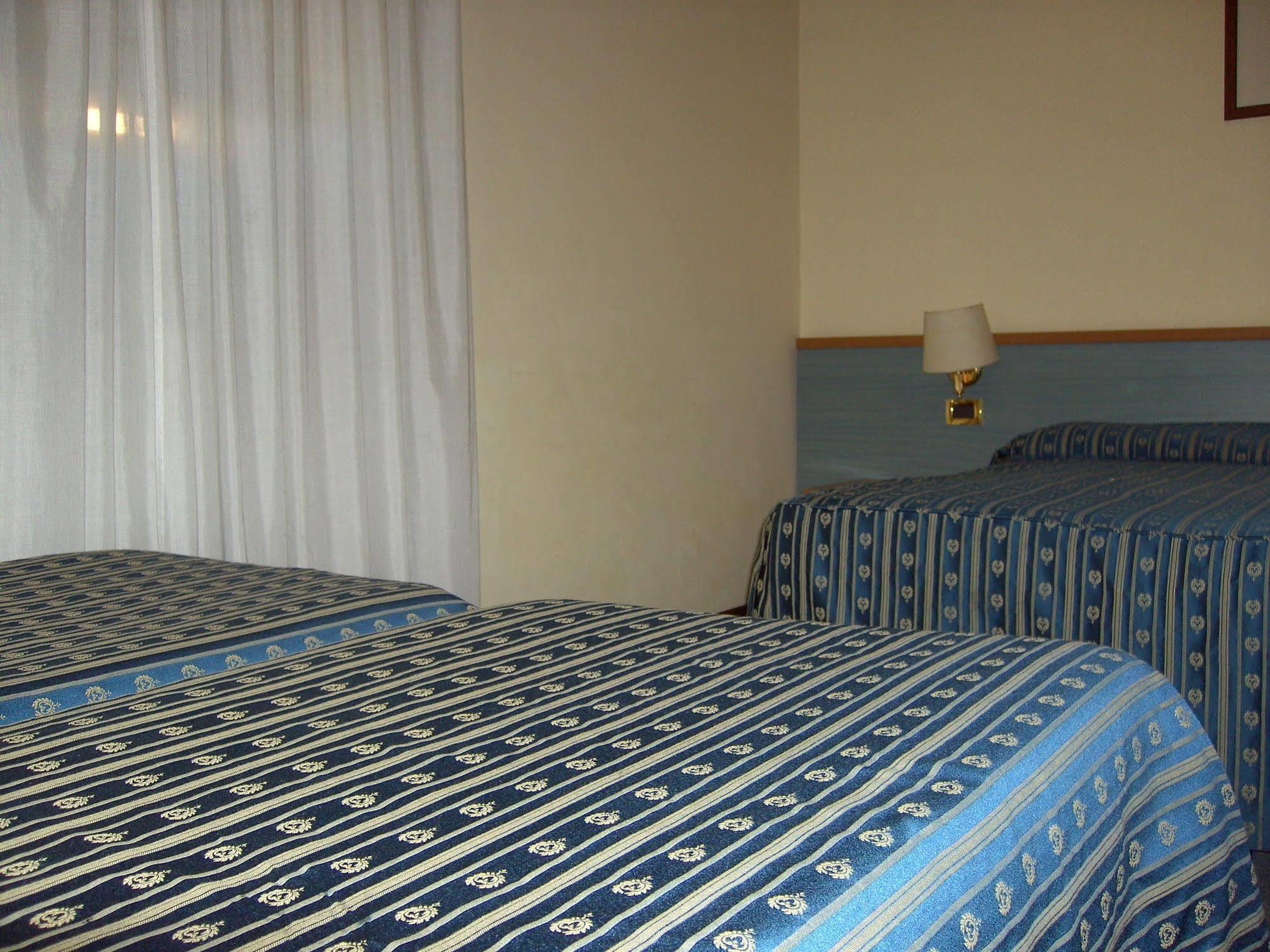 Hotel Stella Рим Екстер'єр фото