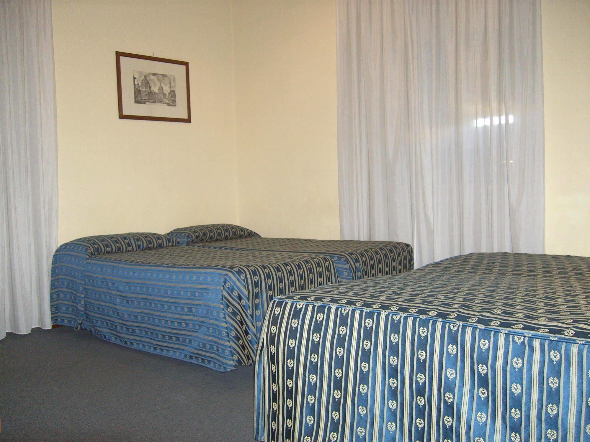Hotel Stella Рим Екстер'єр фото