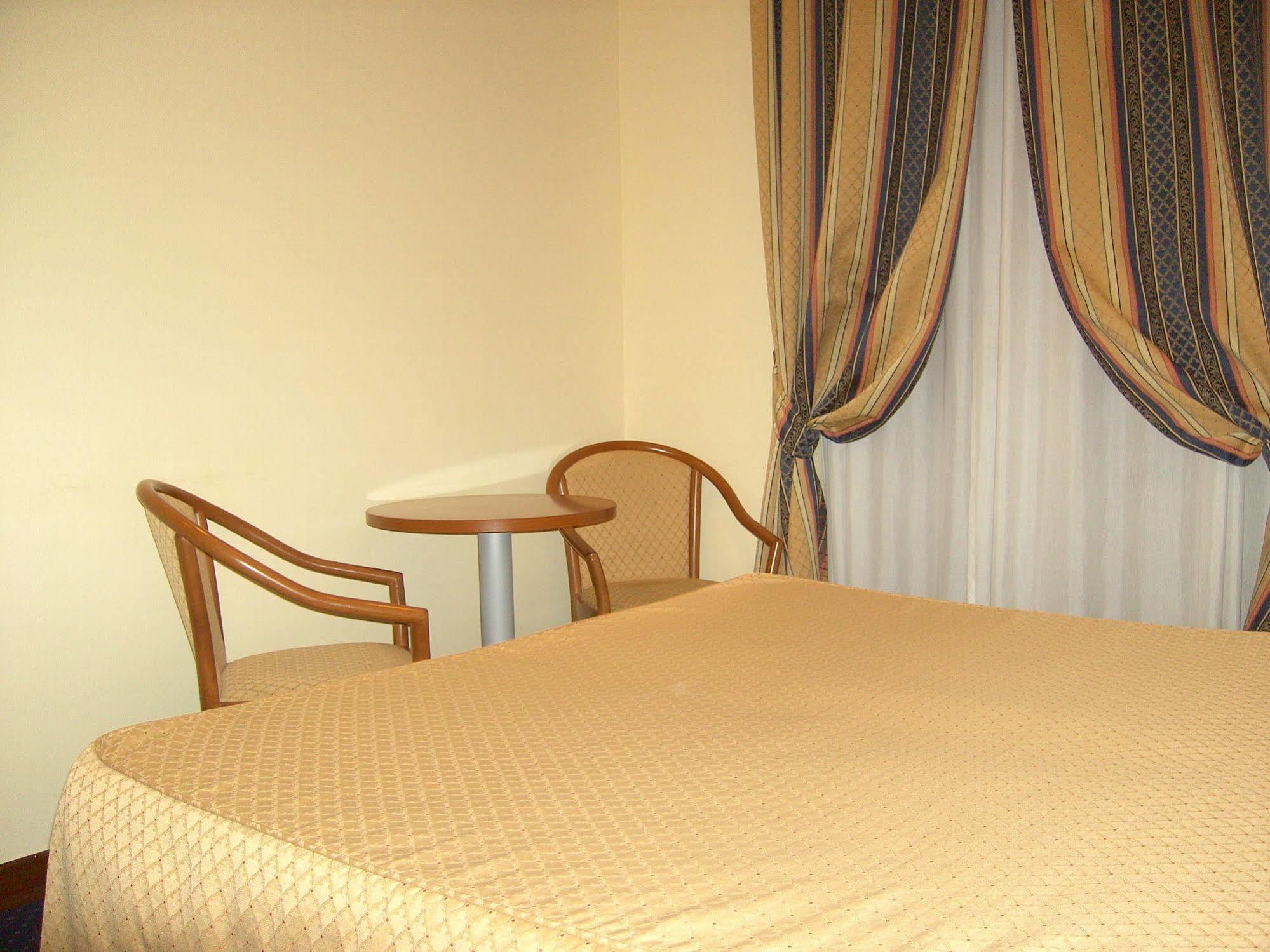 Hotel Stella Рим Екстер'єр фото