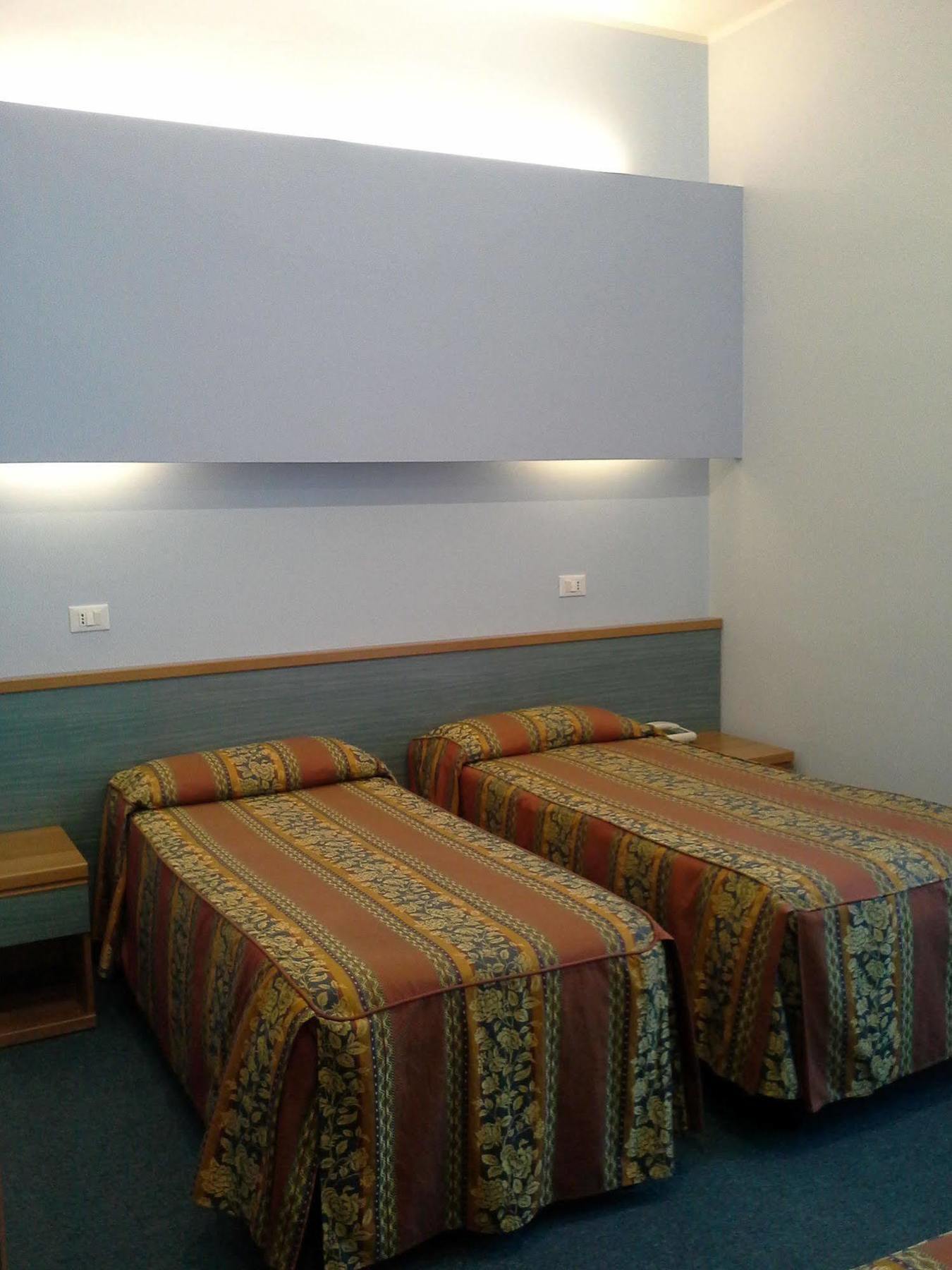 Hotel Stella Рим Екстер'єр фото